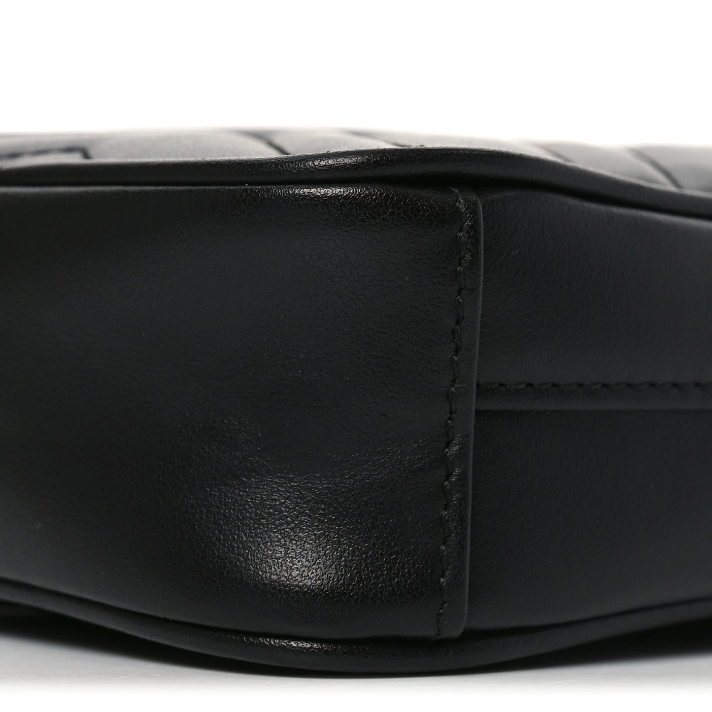 Calfskin Matelasse Mini GG Marmont Crossbody Bag Black