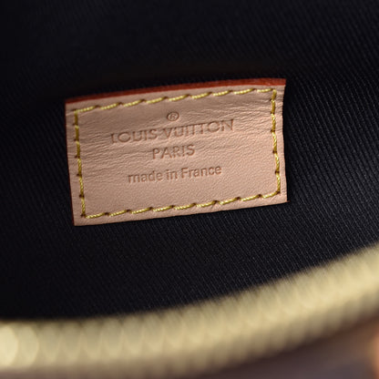Louis Vuitton Monogram Bumbag 8 of 11