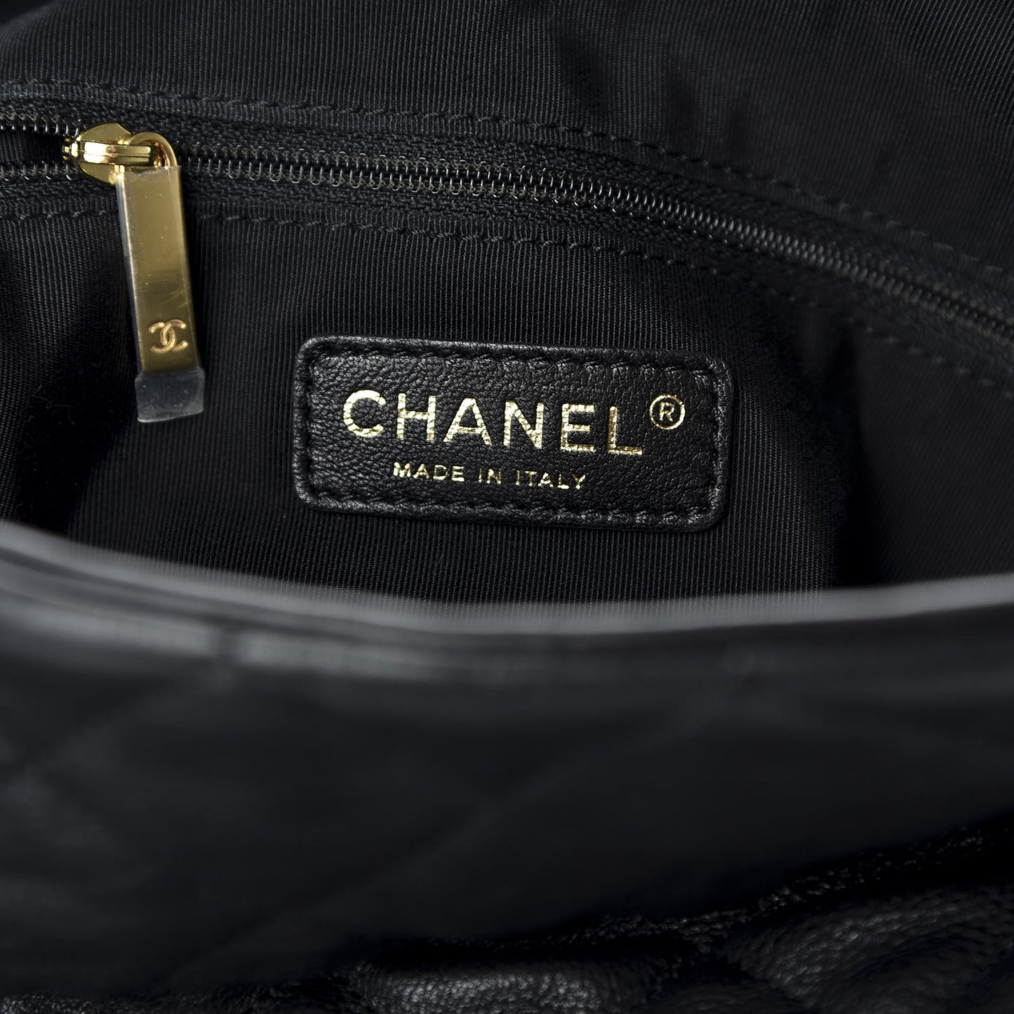 Calfskin Quilted Large Chain Me Hobo Black