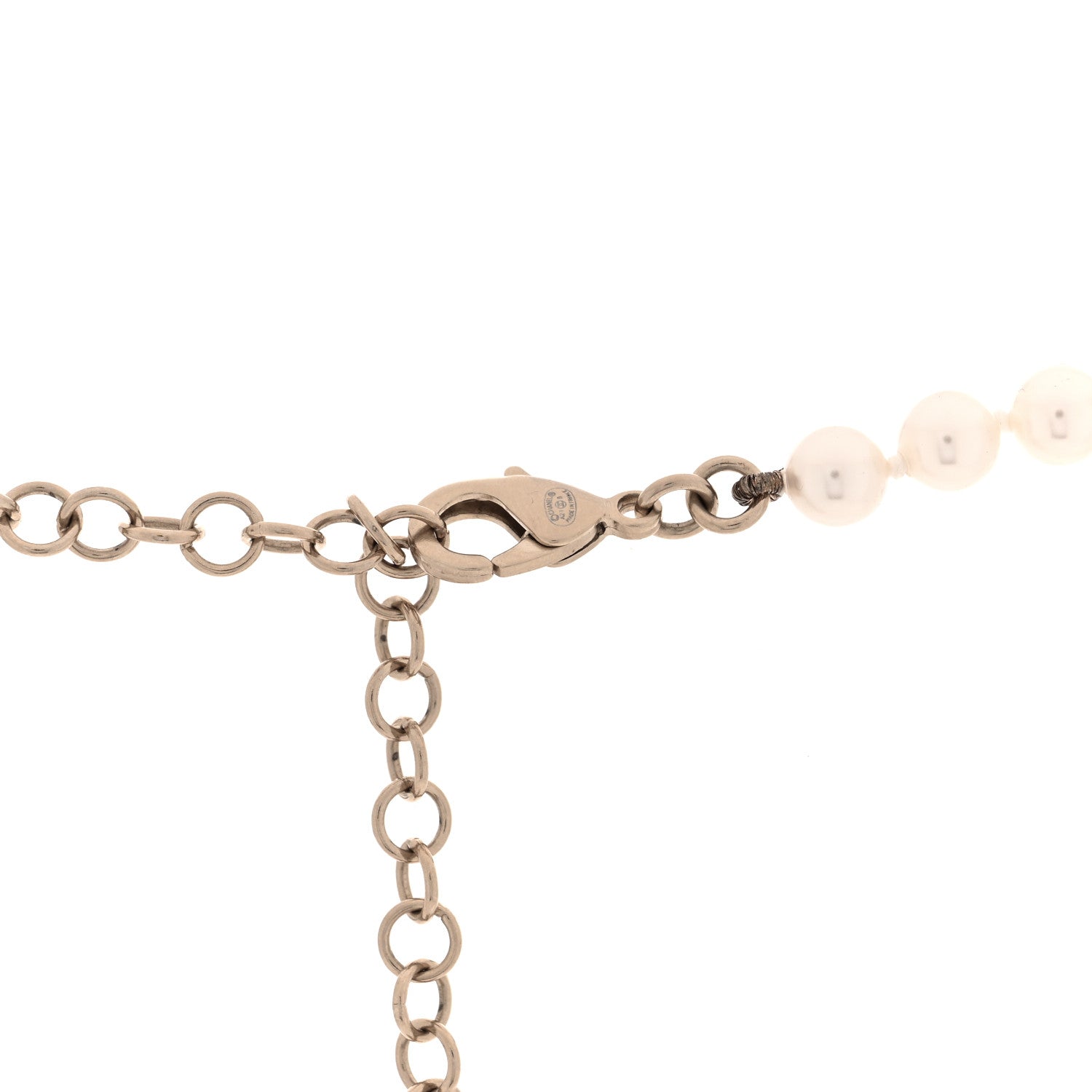 Chanel Pearl Crystal CC Heart Short Necklace Pearly White Gold 4 of 5