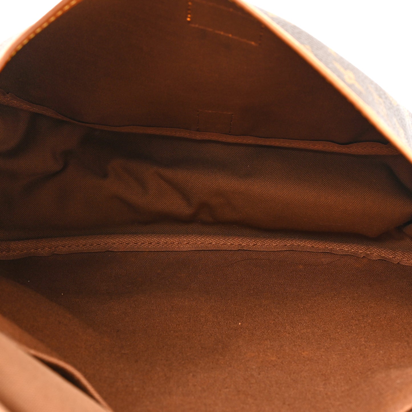 Monogram Saumur 35