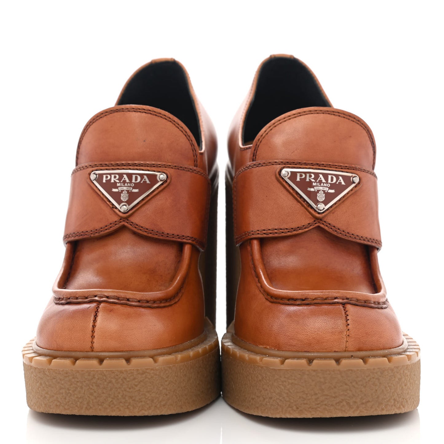 Calfskin Metal Triangle Logo Flow Heeled Loafers 36 Caramel