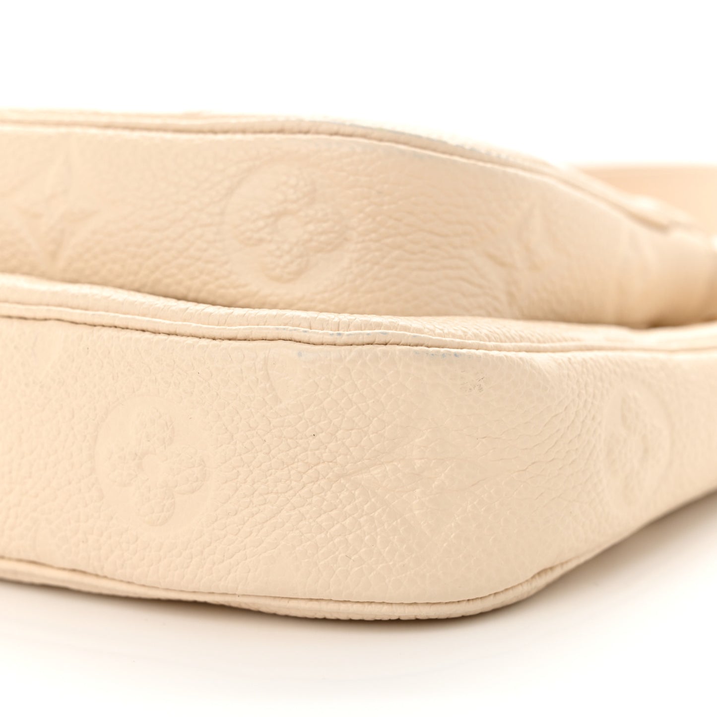 Empreinte Monogram Giant Multi Pochette Accessories Cream
