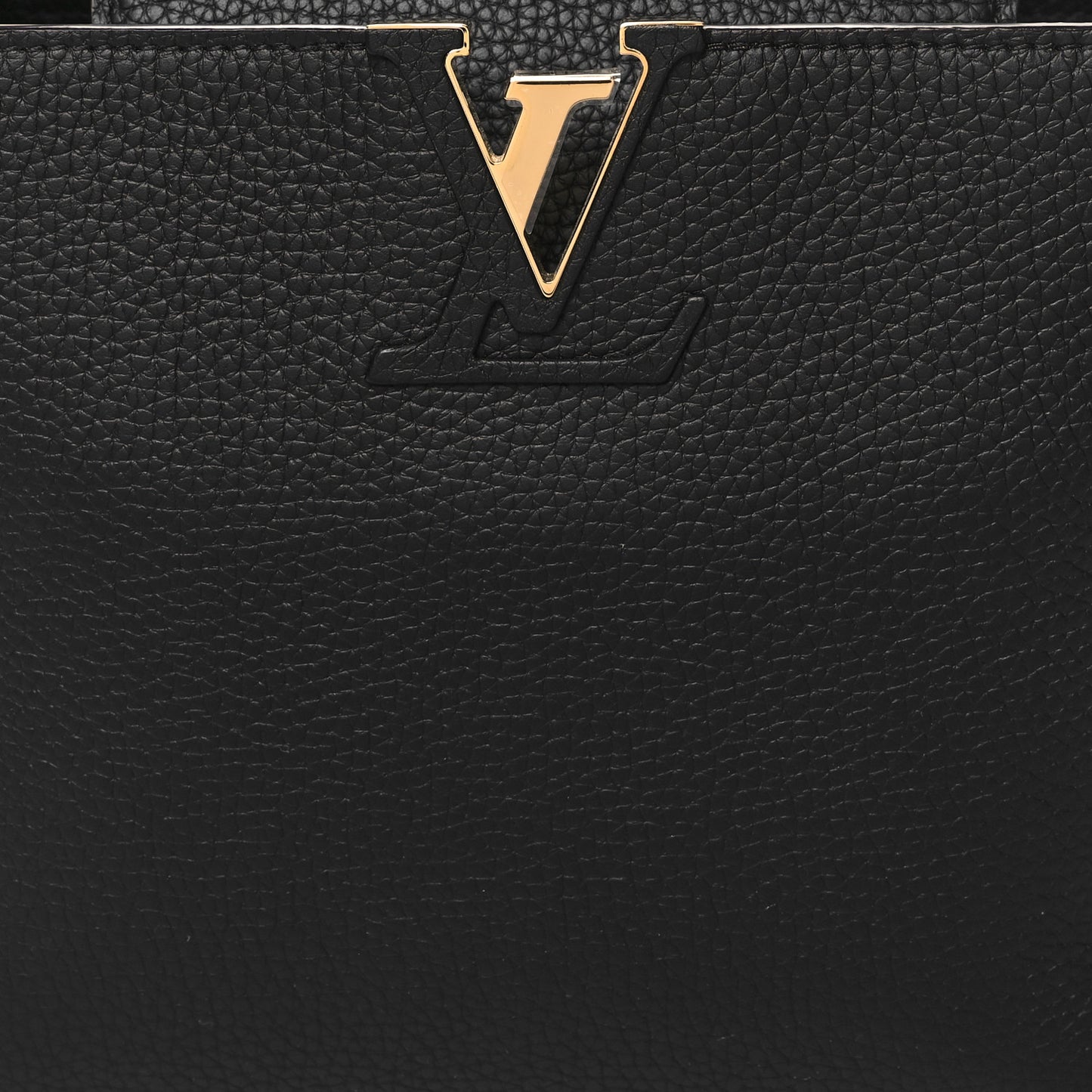 Taurillon Capucines PM Black