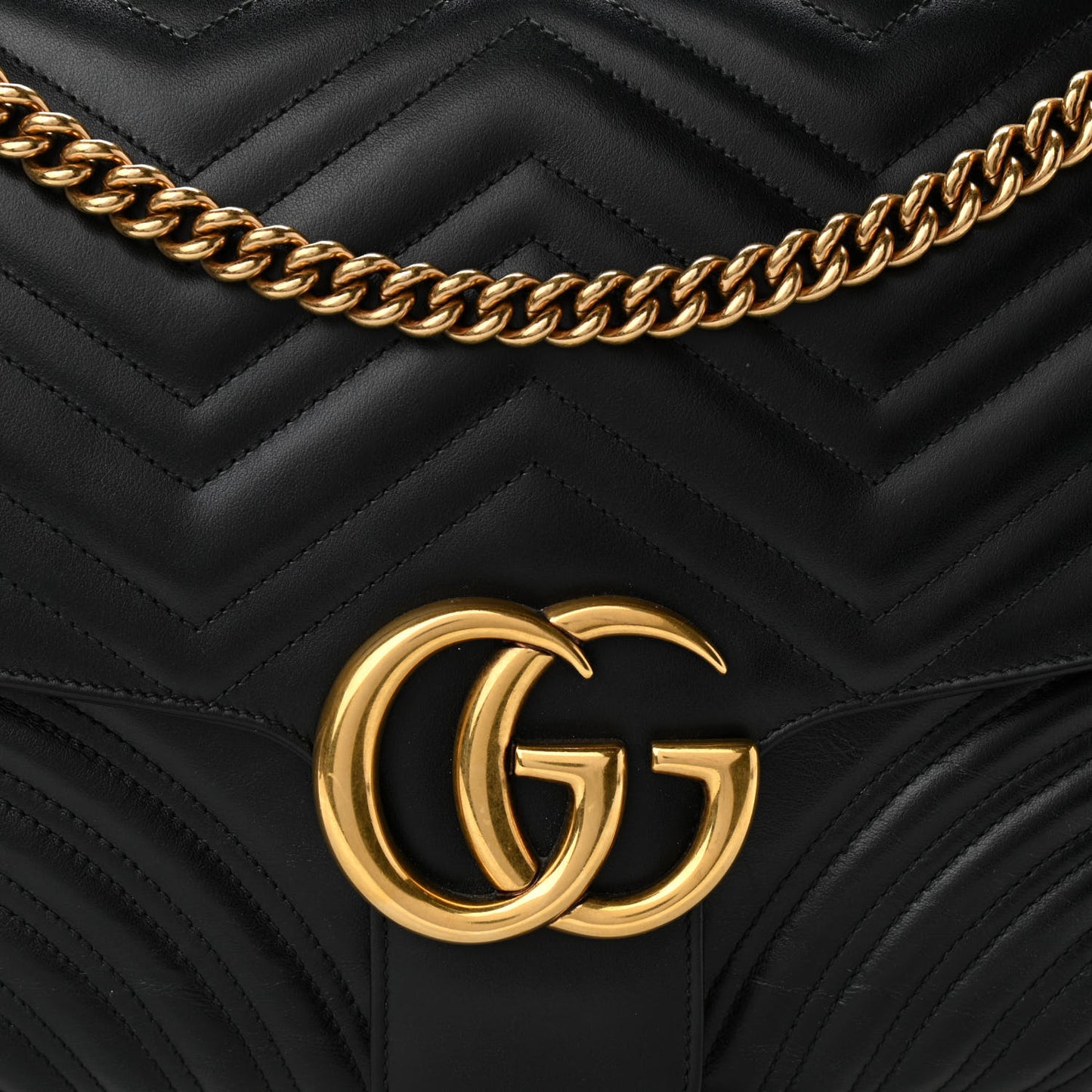 Calfskin Matelasse Large GG Marmont Shoulder Bag Black