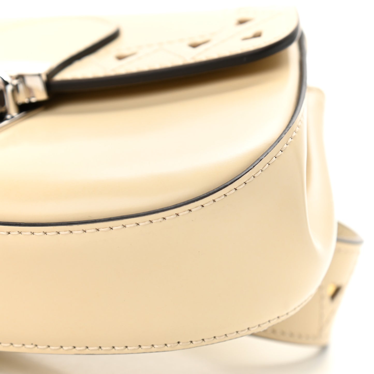 Calfskin Childrens Heart Belt Bag M White