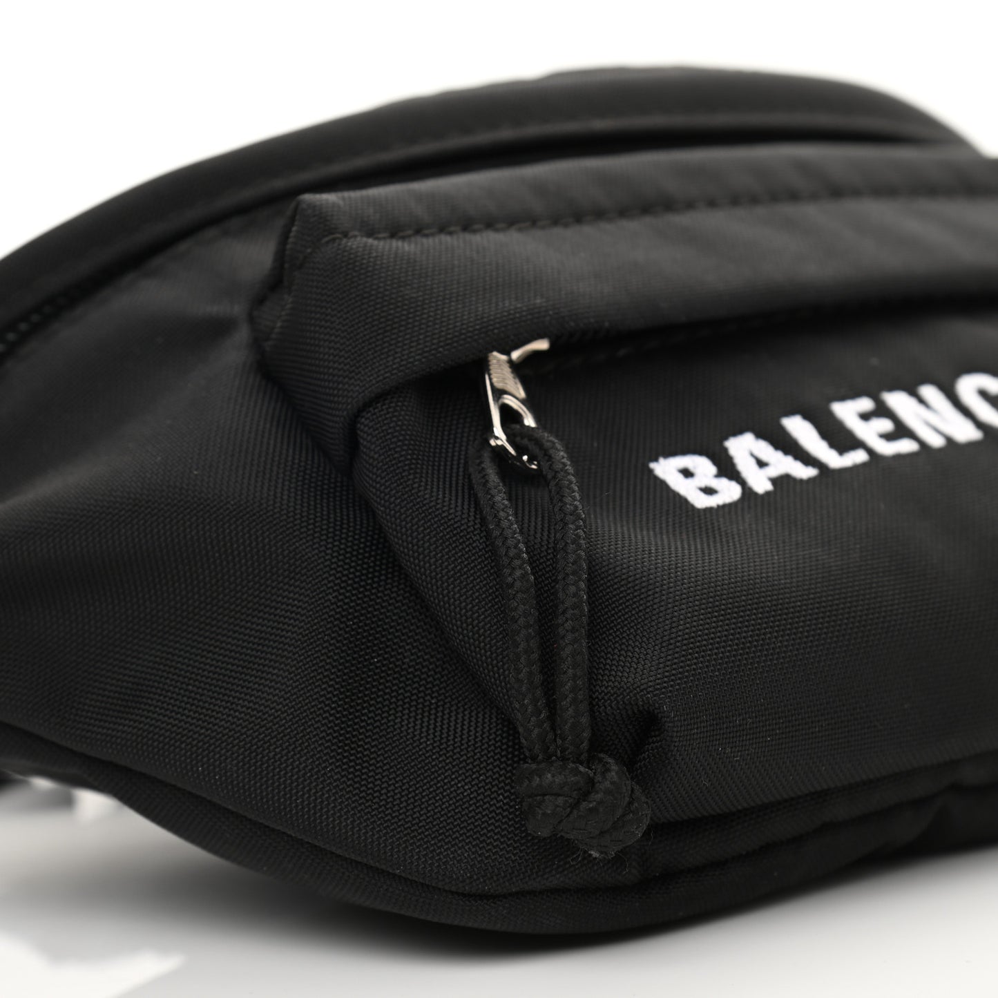 Sport Nylon Logo Embroidered Wheel Belt Bag Black White