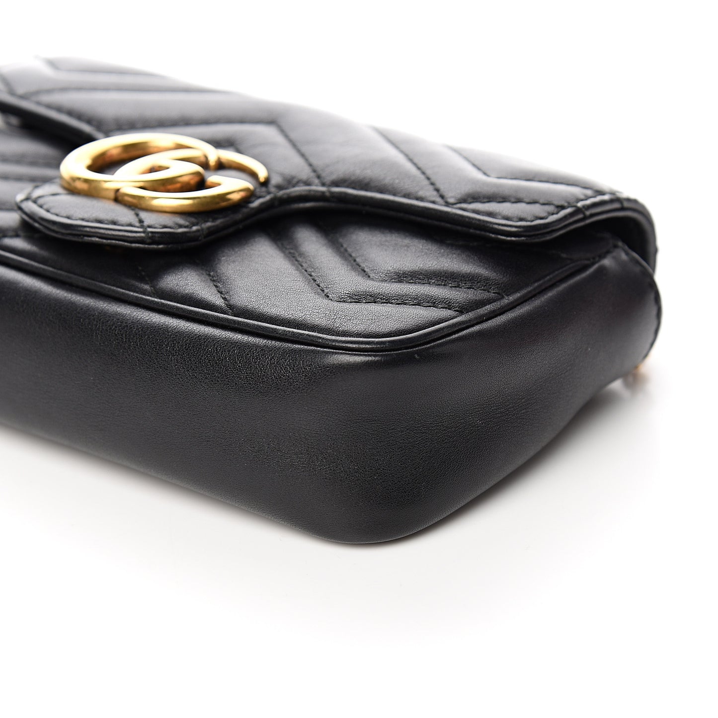 Calfskin Matelasse Super Mini GG Marmont Shoulder Bag Black