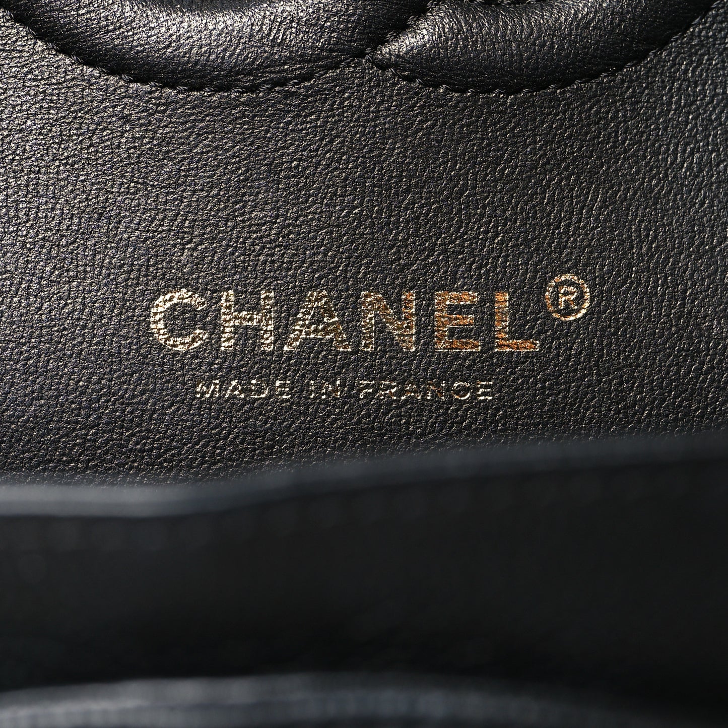 Caviar Chevron Quilted Medium Double Flap Black