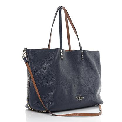 Valentino Garavani Pebbled Calfskin Large Rockstud Reversible Tote Light Cuir Marine 3 of 17