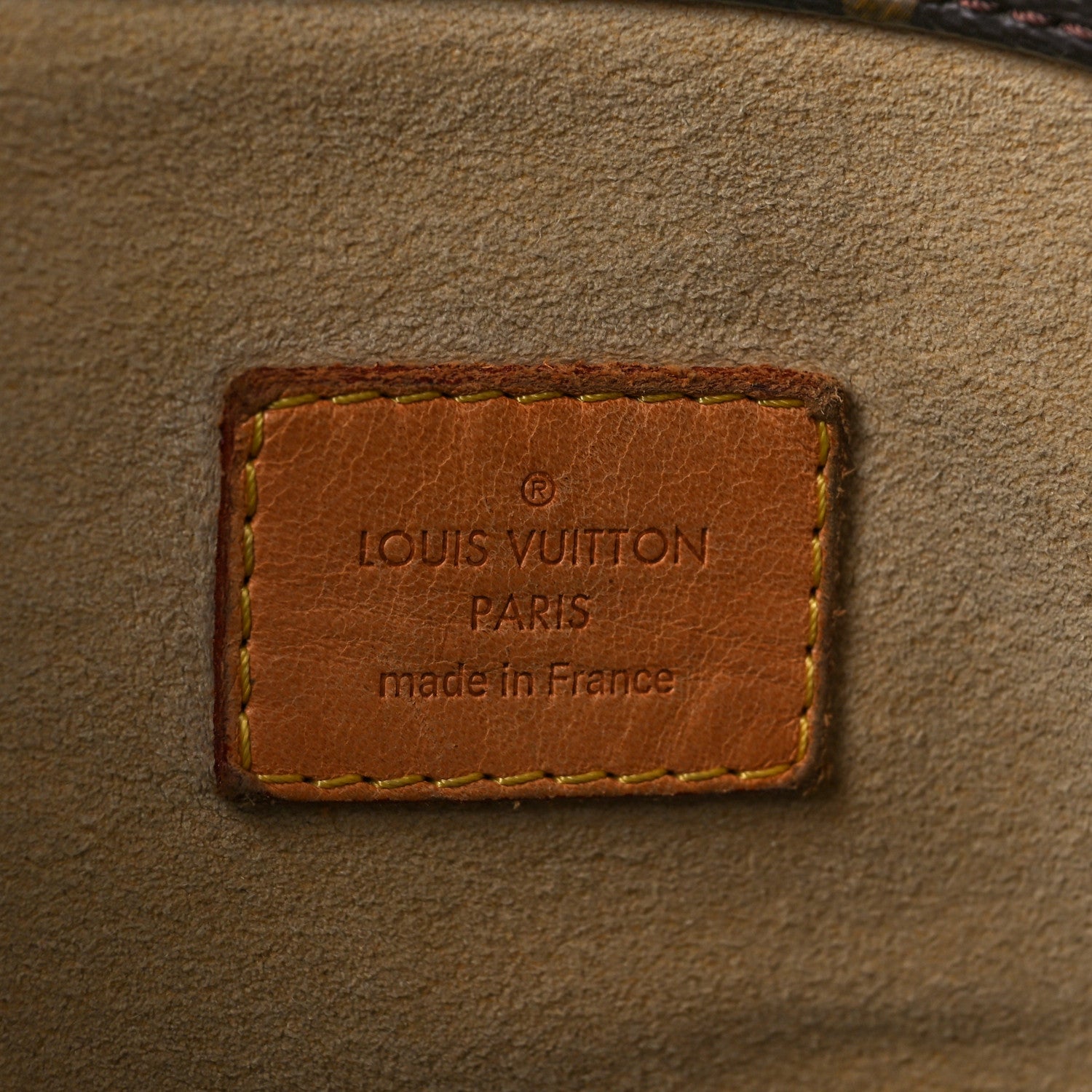 Louis Vuitton Monogram Artsy MM 6 of 12