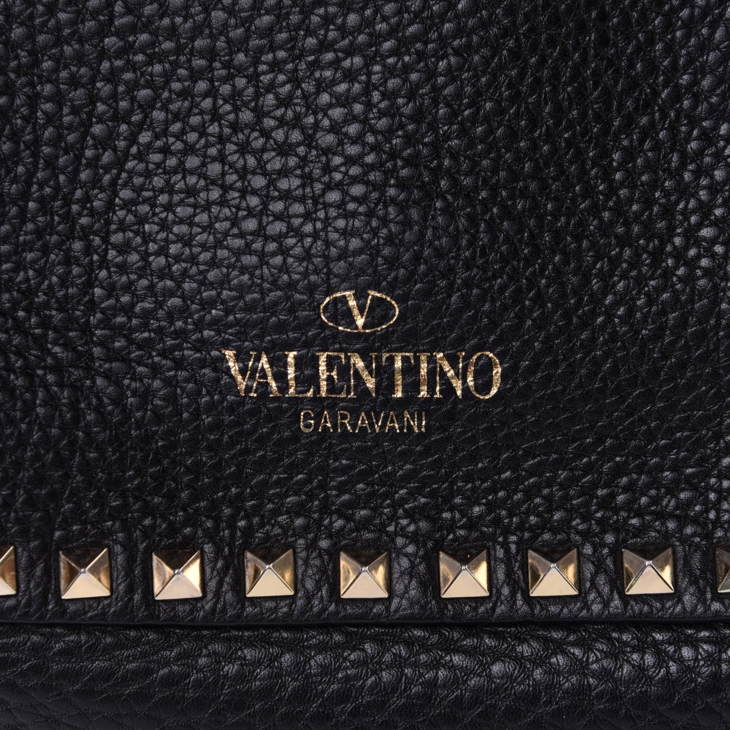 Valentino Garavani Pebbled Calfskin Medium Rockstud Tote Black 17 of 20