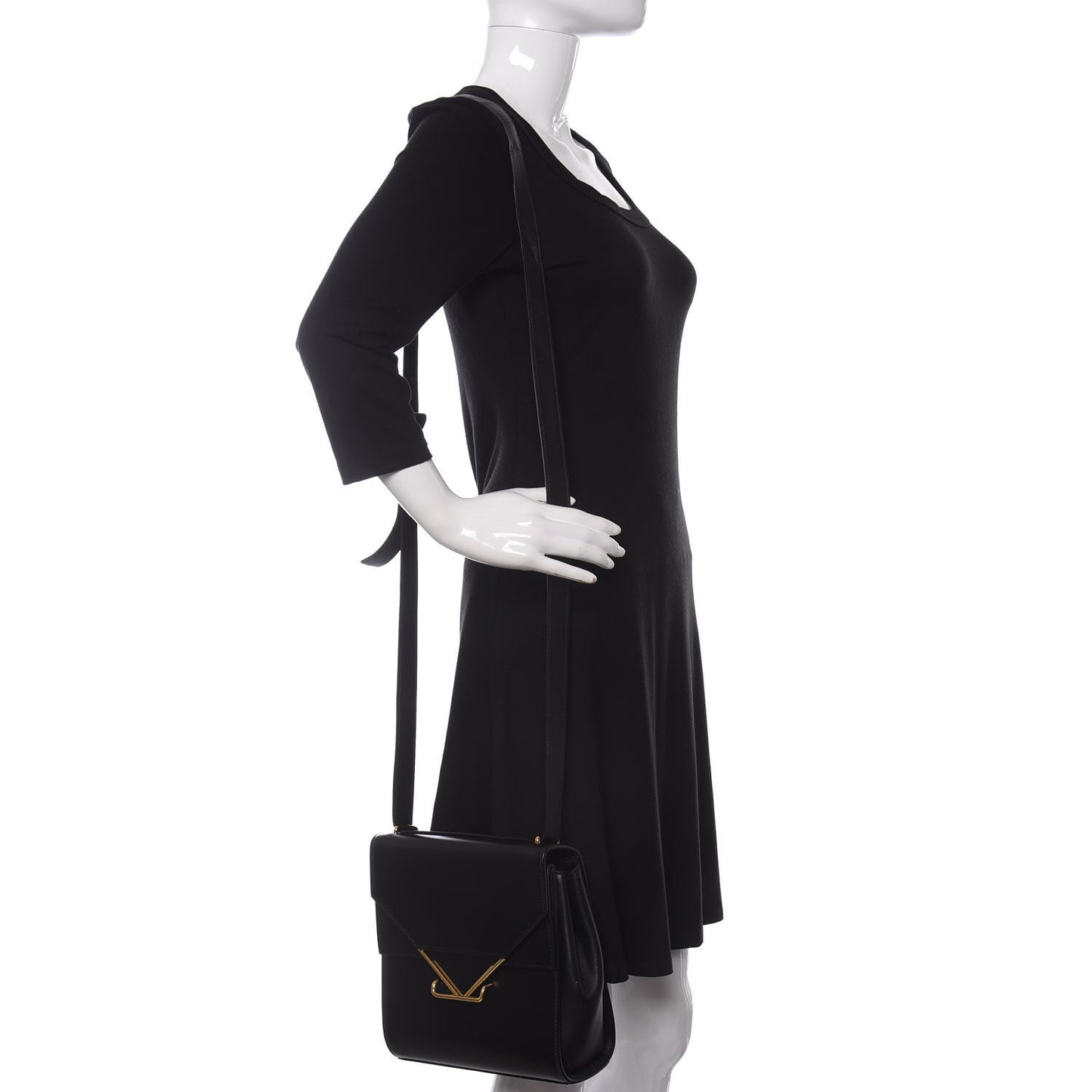 Box Calfskin Nappa Clip Bag Black