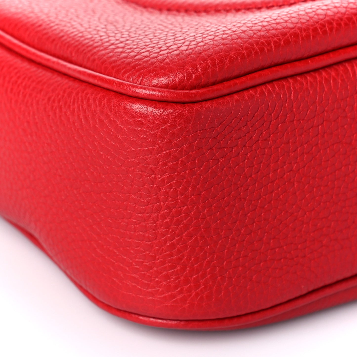 Pebbled Calfskin Small Soho Disco Bag Tabasco Red