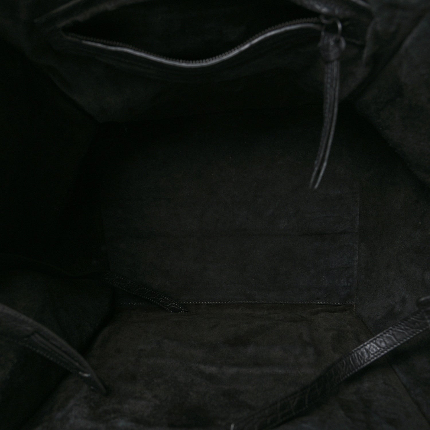 Celine Calfskin Crocodile Embossed Medium Phantom Luggage Black 5 of 8