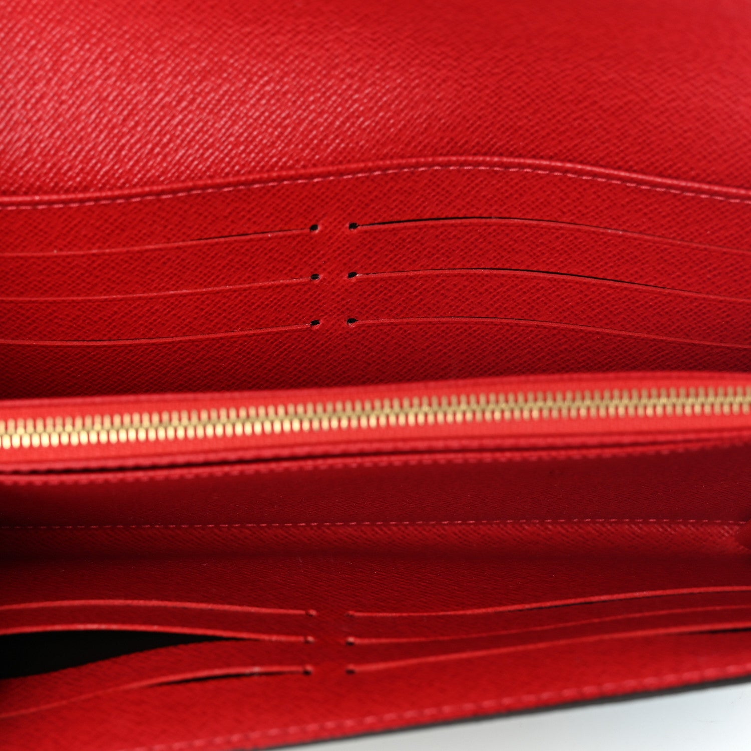 Louis Vuitton Monogram World Tour Sarah Wallet 5 of 6