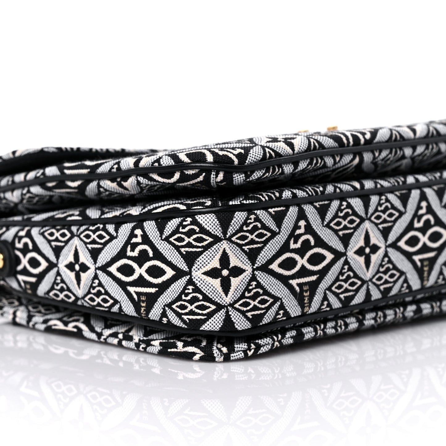 Jacquard Since 1854 Pochette Metis Grey