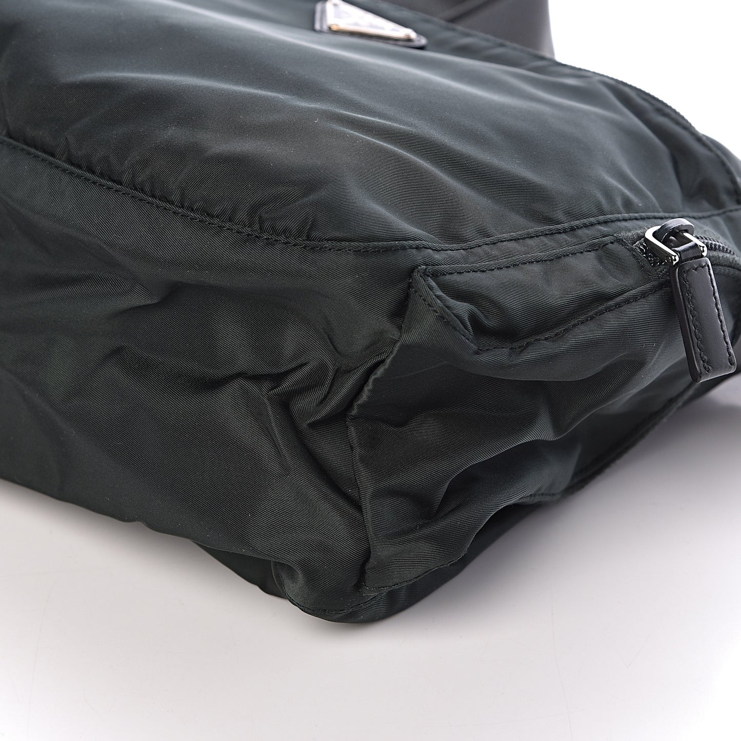 Nylon Vela Messenger Bag Bosco