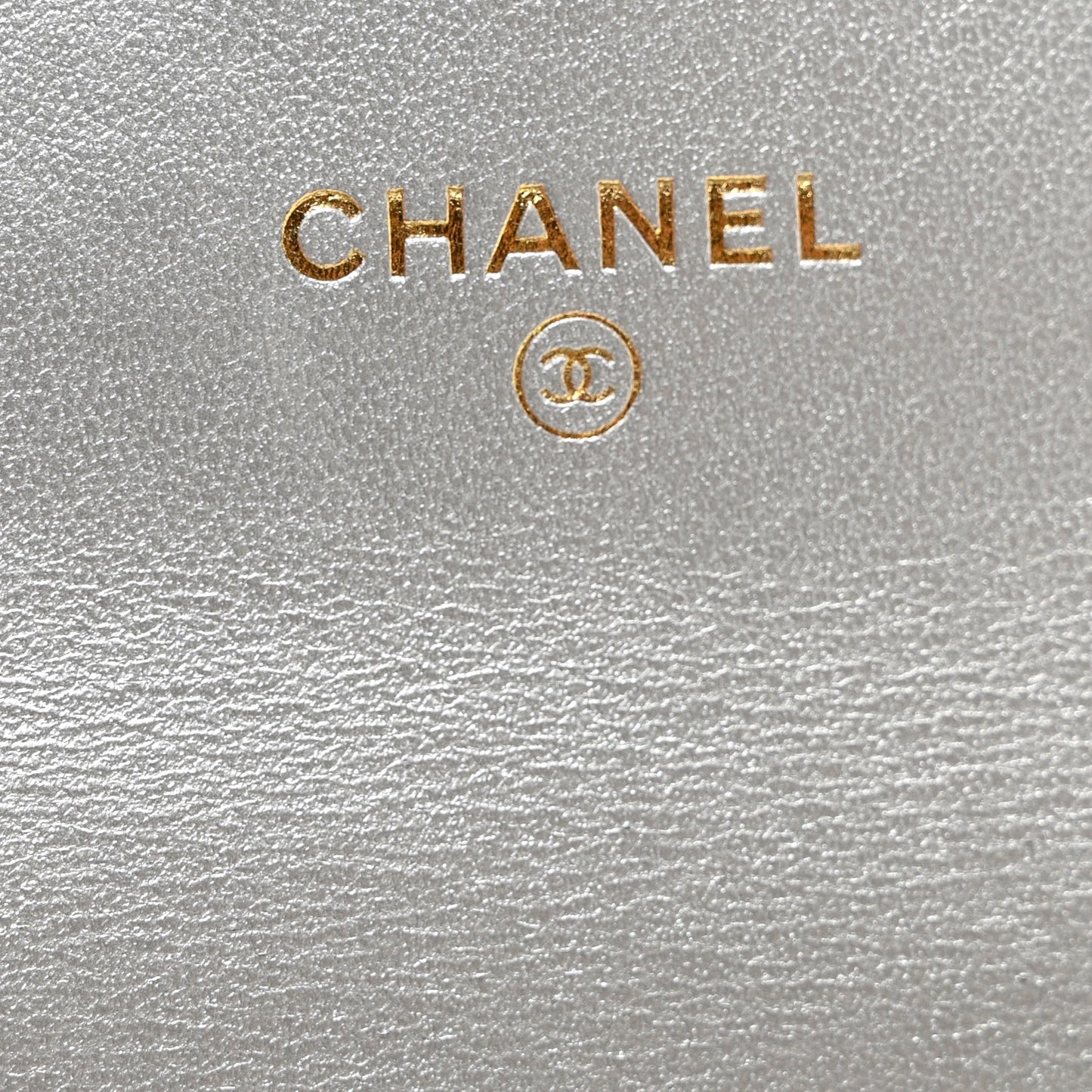 Metallic Goatskin Quilted Chanel 19 Flap Card Holder Silver
