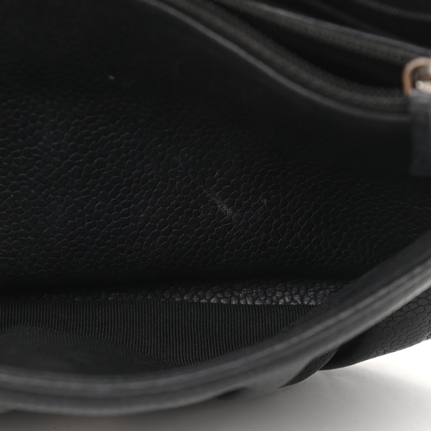 Caviar Half Moon Wallet On Chain WOC Black
