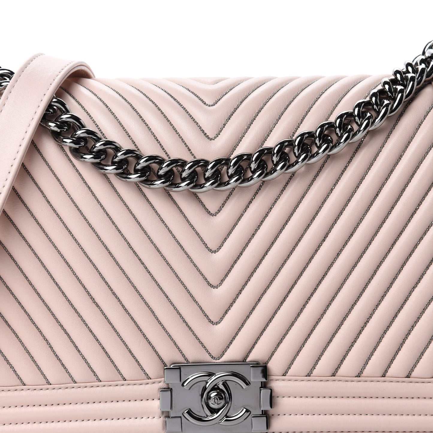 Calfskin Chevron Micro Chains Boy Flap Light Pink