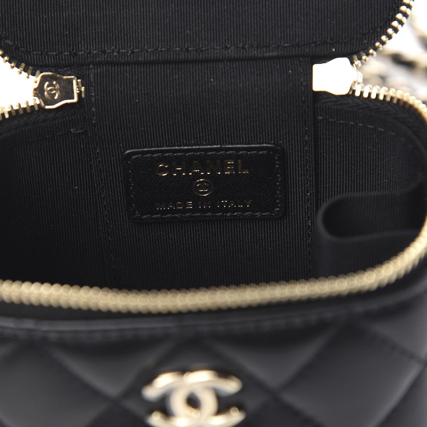 Lambskin Quilted Trendy Mini Vanity Case With Chain Black