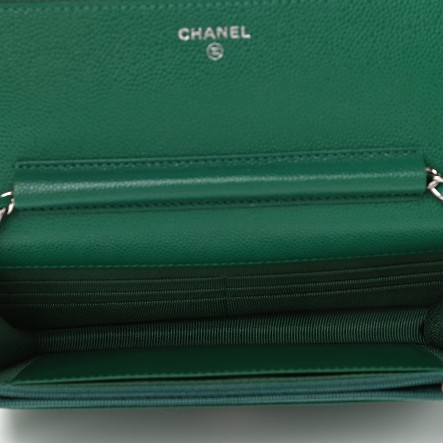 Caviar Quilted Wallet On Chain WOC Green
