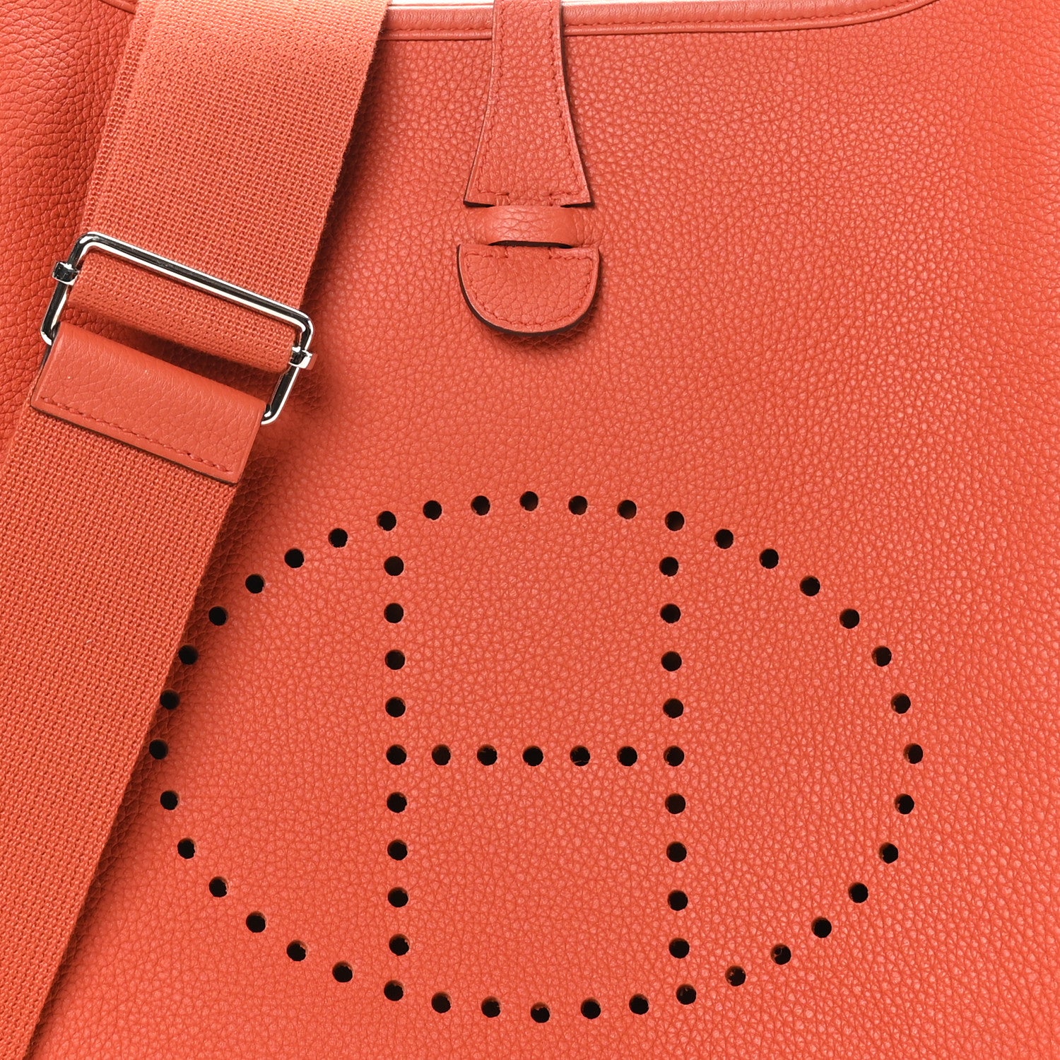 Hermes Taurillon Clemence EVELYNE III PM Feu 8 of 10