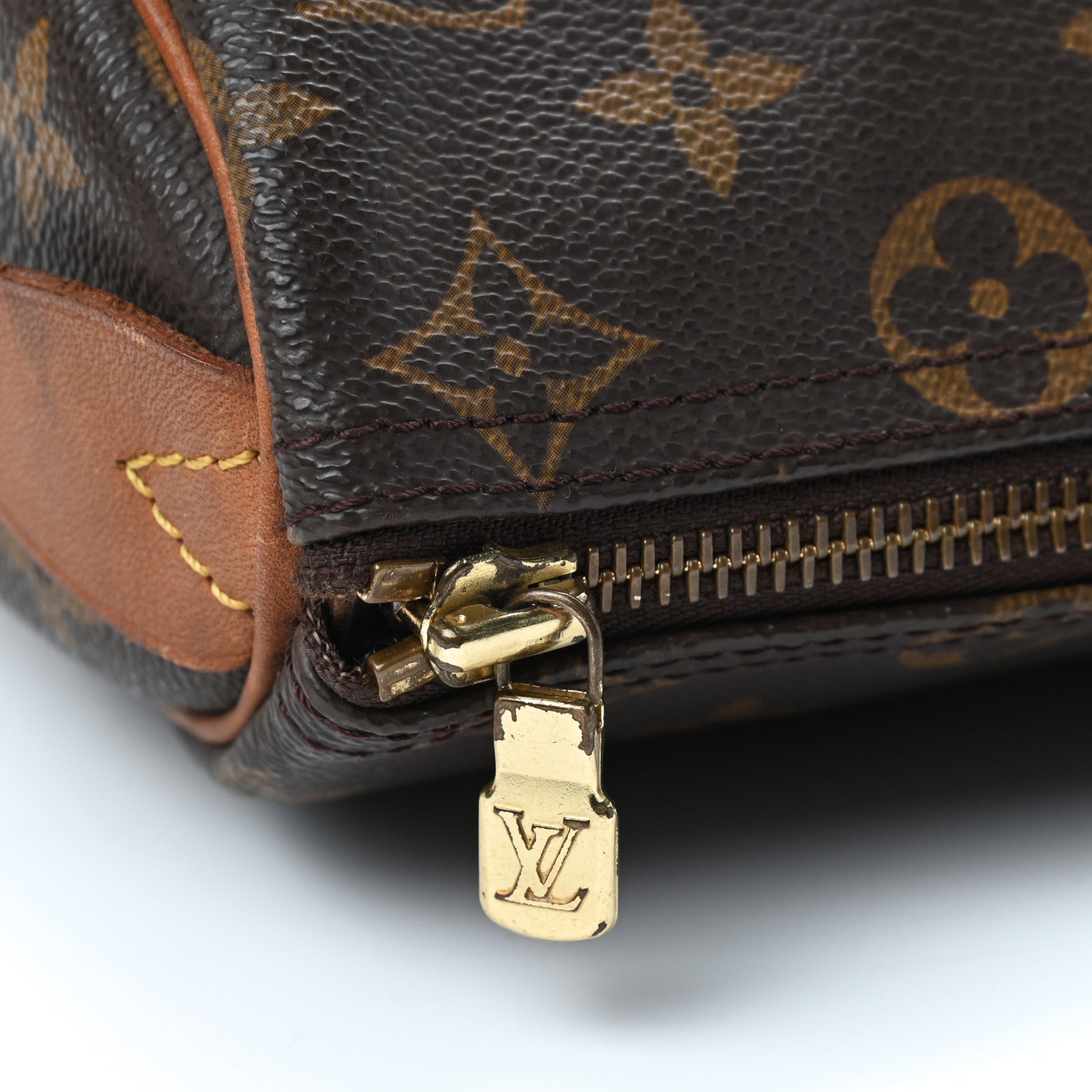 Louis Vuitton Monogram Sac Flanerie 45 13 of 17
