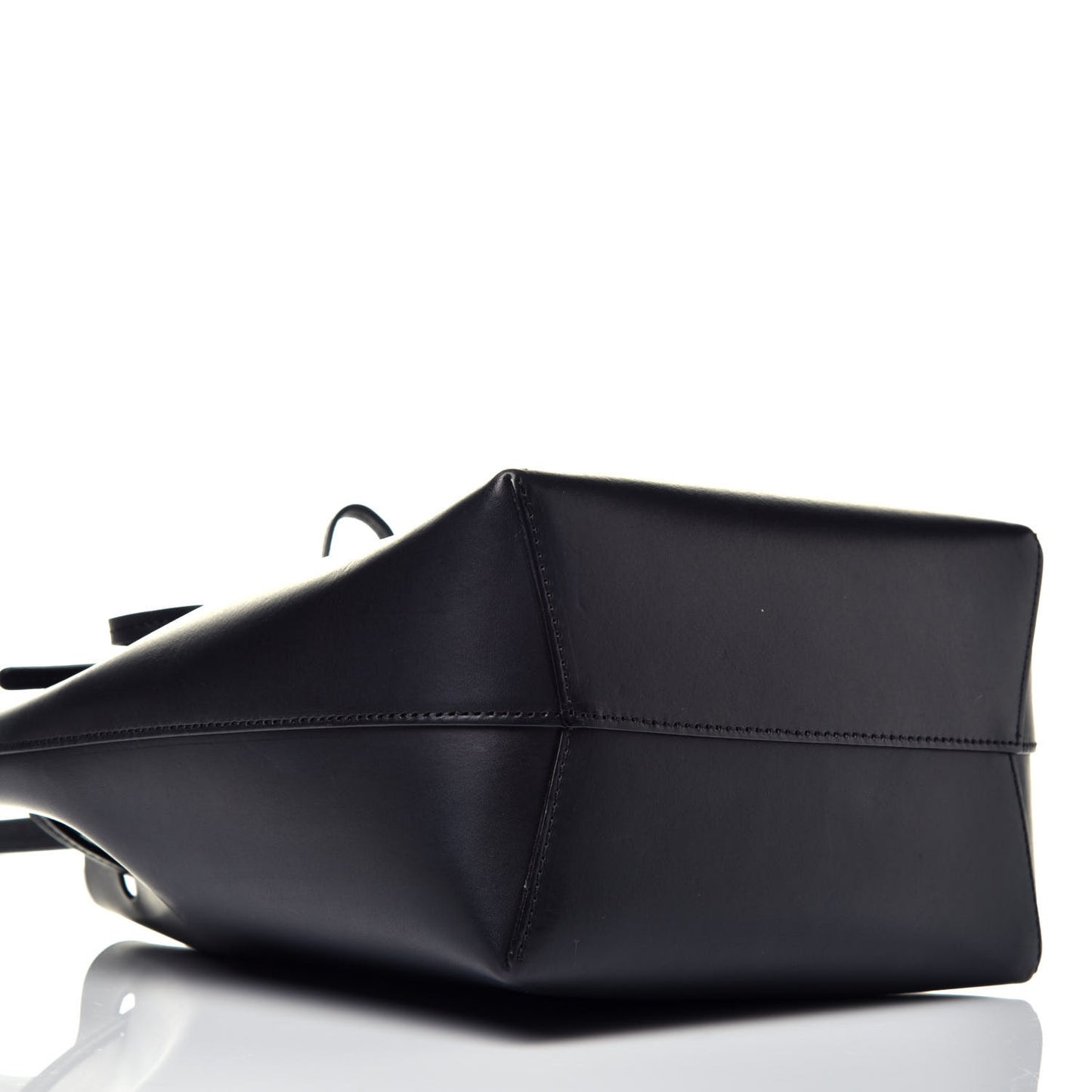 Vegetable Tanned Calfskin Mini Mini Bucket Bag Black Flamma
