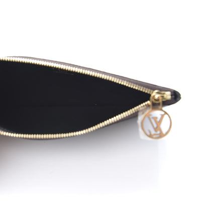 Louis Vuitton Reverse Monogram Giant Trio Pouch 5 of 9