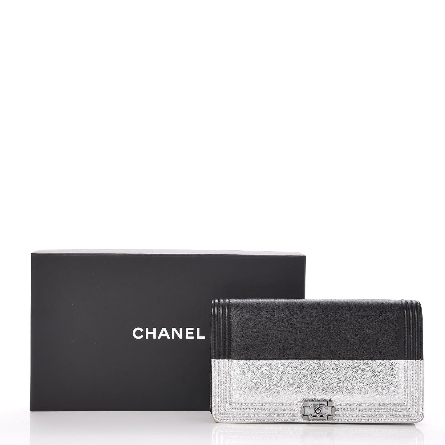 Metallic Goatskin Calfskin Boy Yen Wallet Silver Black
