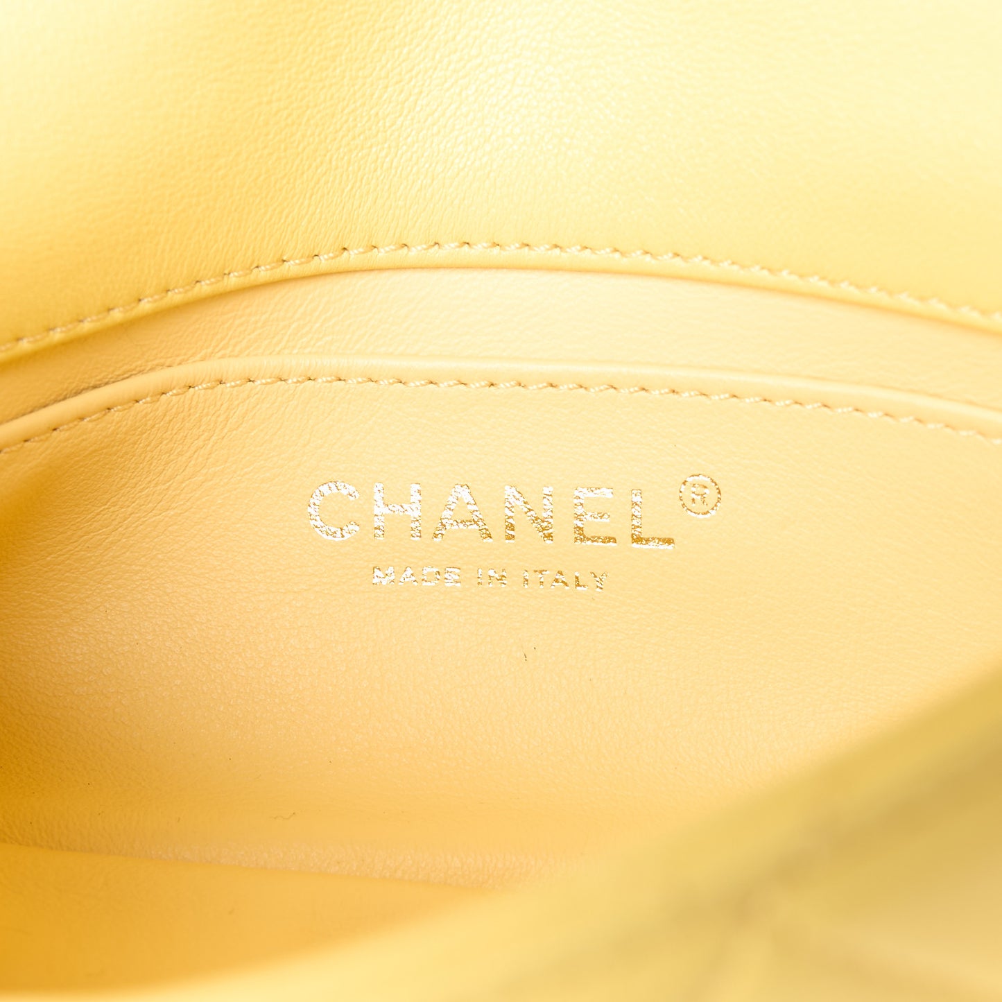 Shiny Lambskin Small Chain Is More Flap Yellow