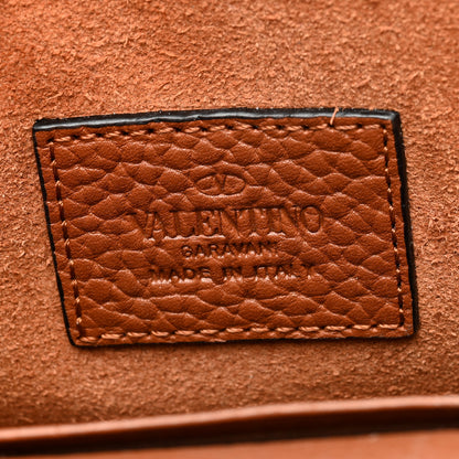 Valentino Garavani Pebbled Calfskin Rockstud Envelope Wallet on Chain Bright Cognac 6 of 9