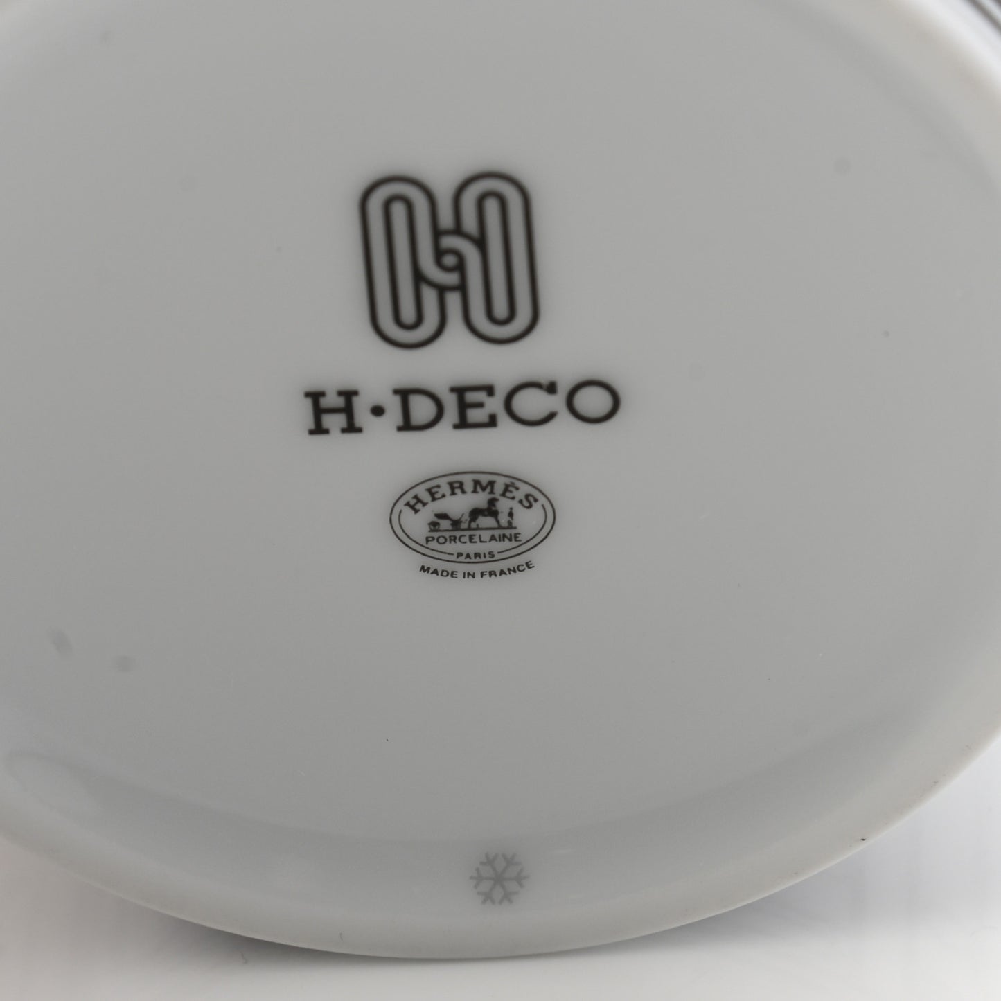 Porcelain H Deco Mug