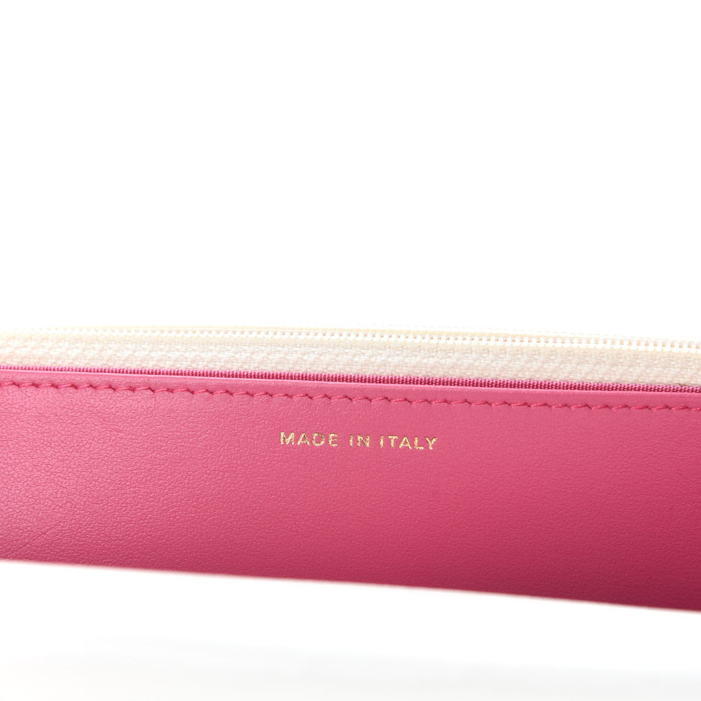 Goatskin Quilted Timeless CC Wallet On Chain WOC White