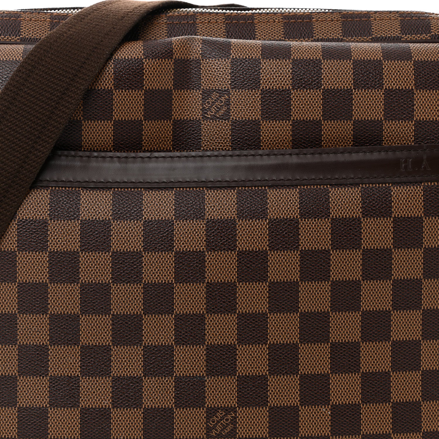 Louis Vuitton Damier Ebene Reporter GM 8 of 17