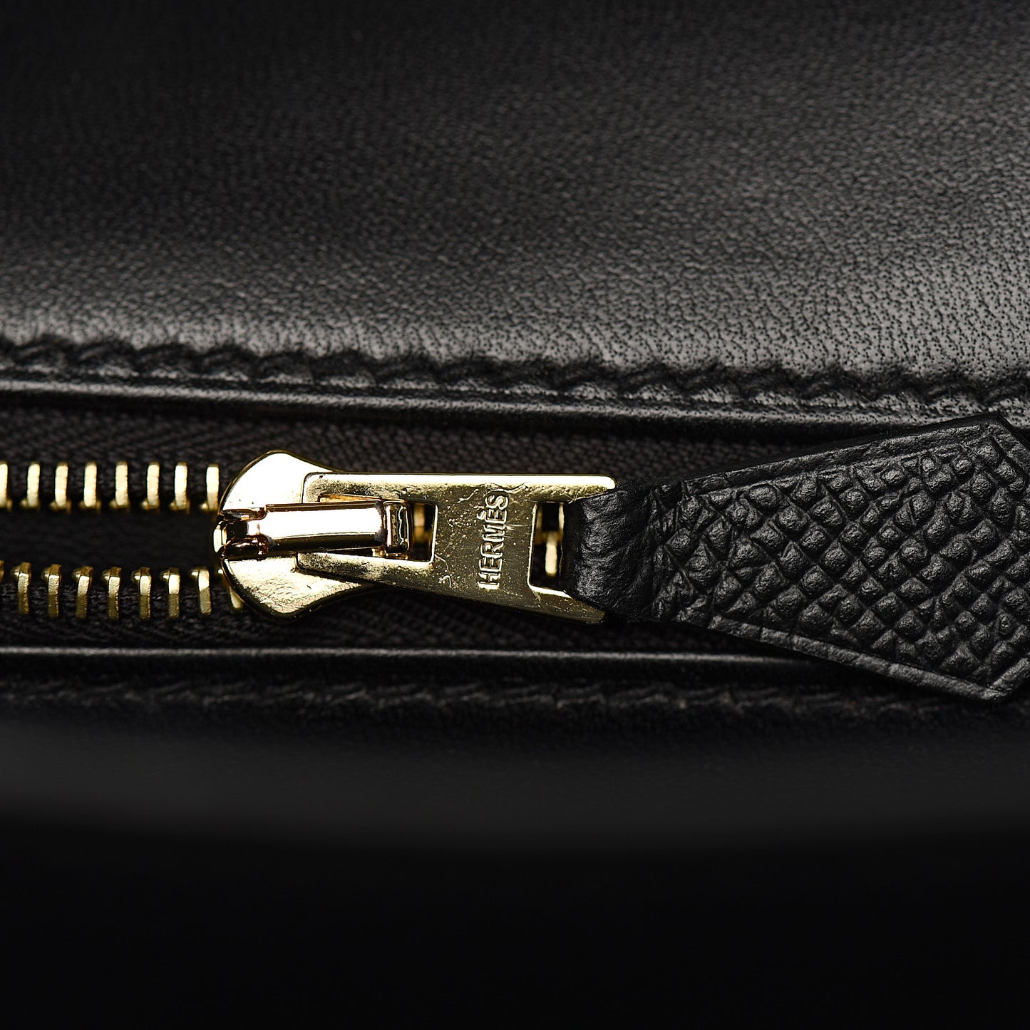 Epsom Constance 24 Black
