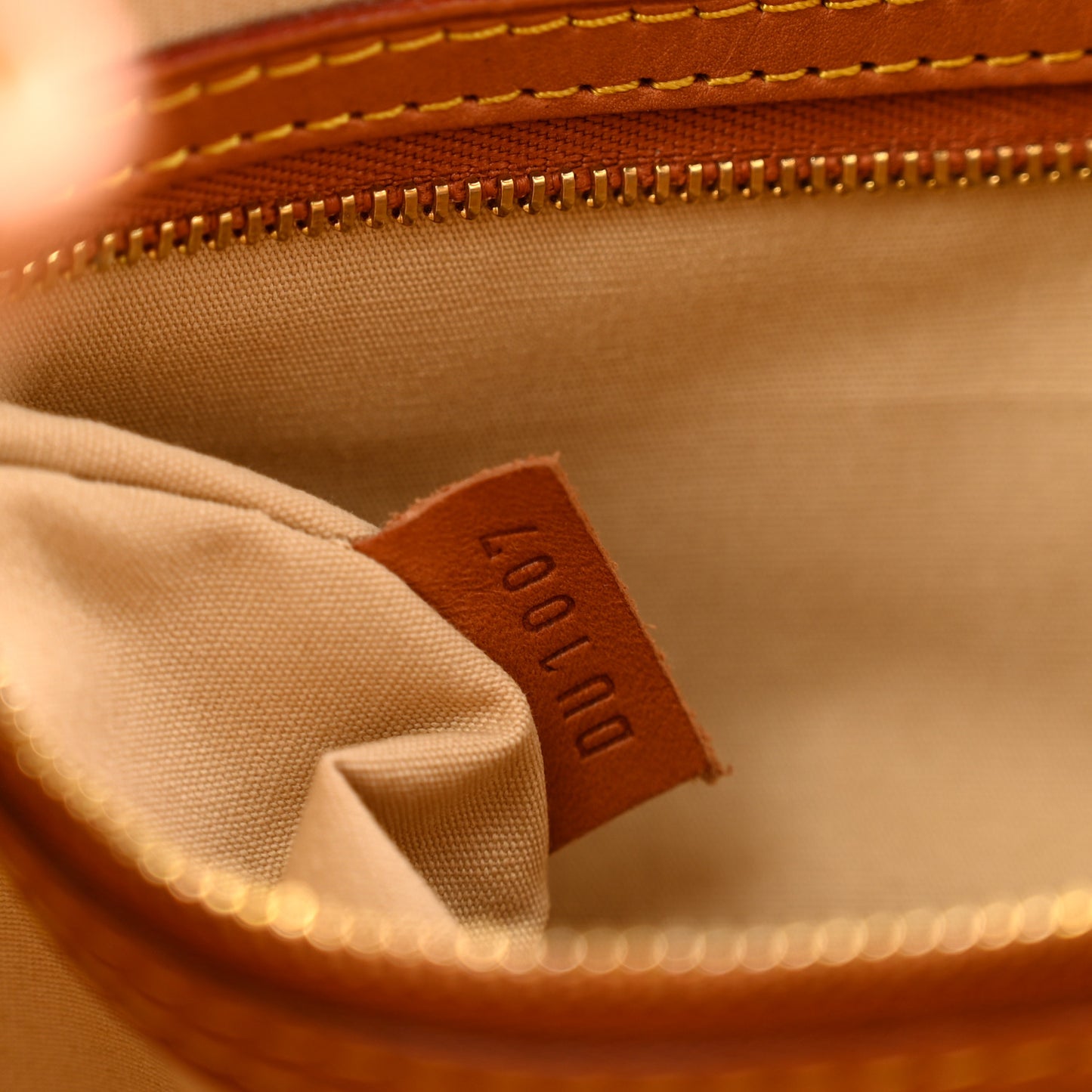 Monogram Dentelle Batignolles Horizontal Gold