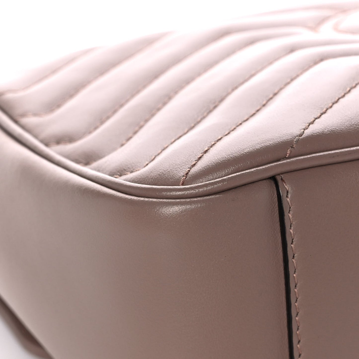 Calfskin Matelasse Small GG Marmont Shoulder Bag Porcelain Rose
