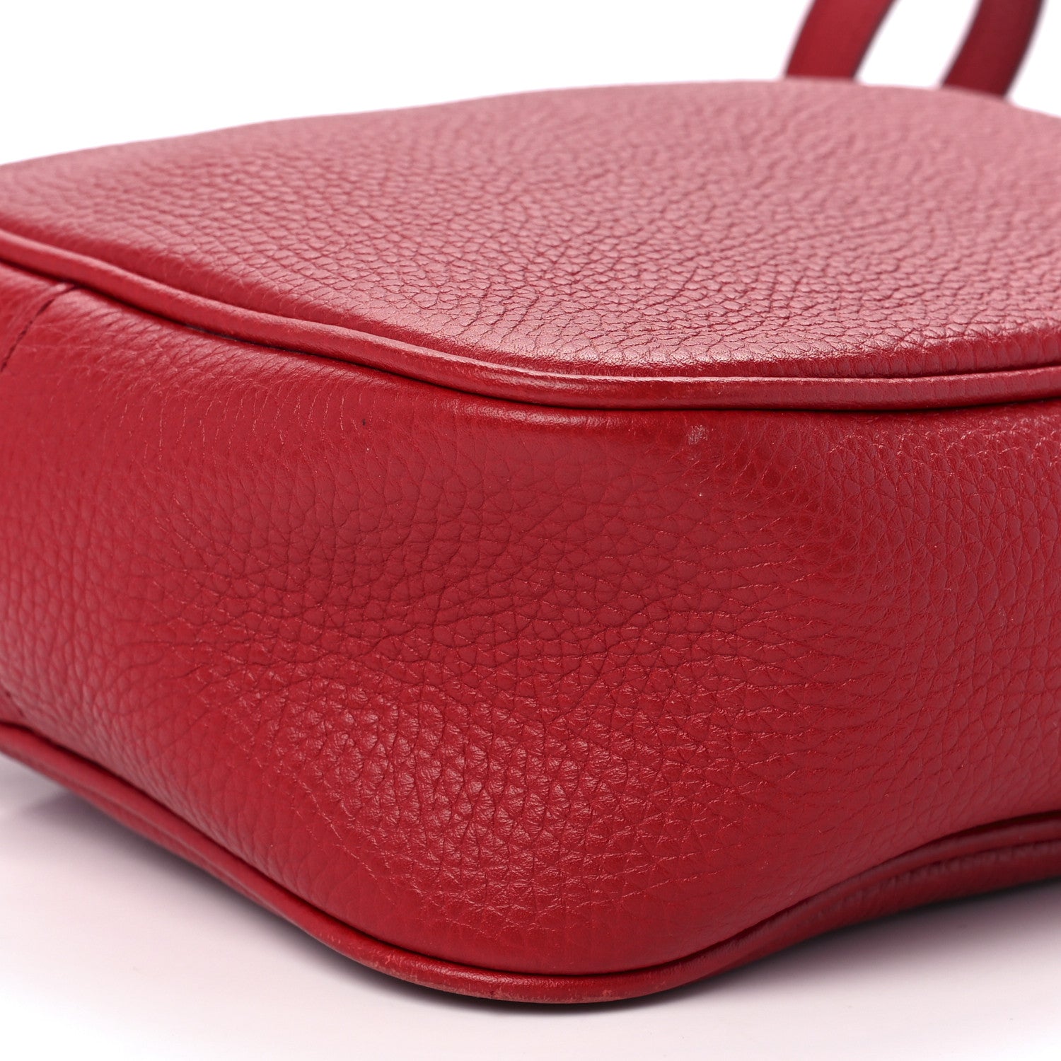 Gucci Pebbled Calfskin Small Soho Disco Bag Vibrant Red 11 of 12