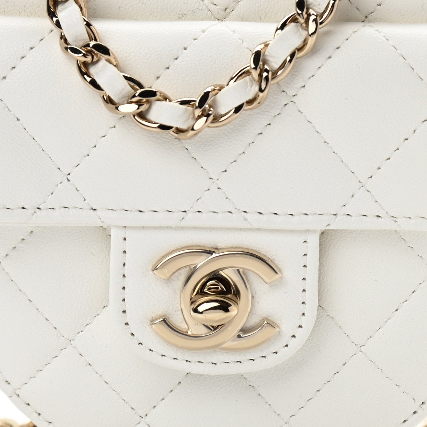 Lambskin Quilted CC In Love Heart Clutch With Chain White