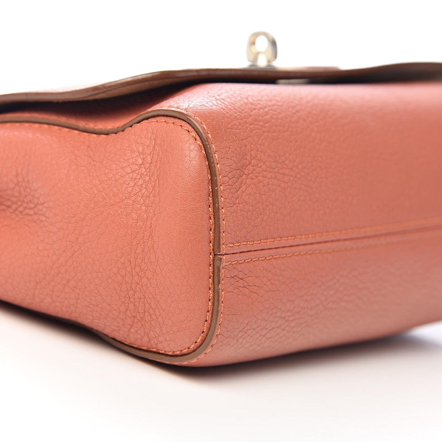 Small Classic Grain Small Lily Flap Burnt Peach