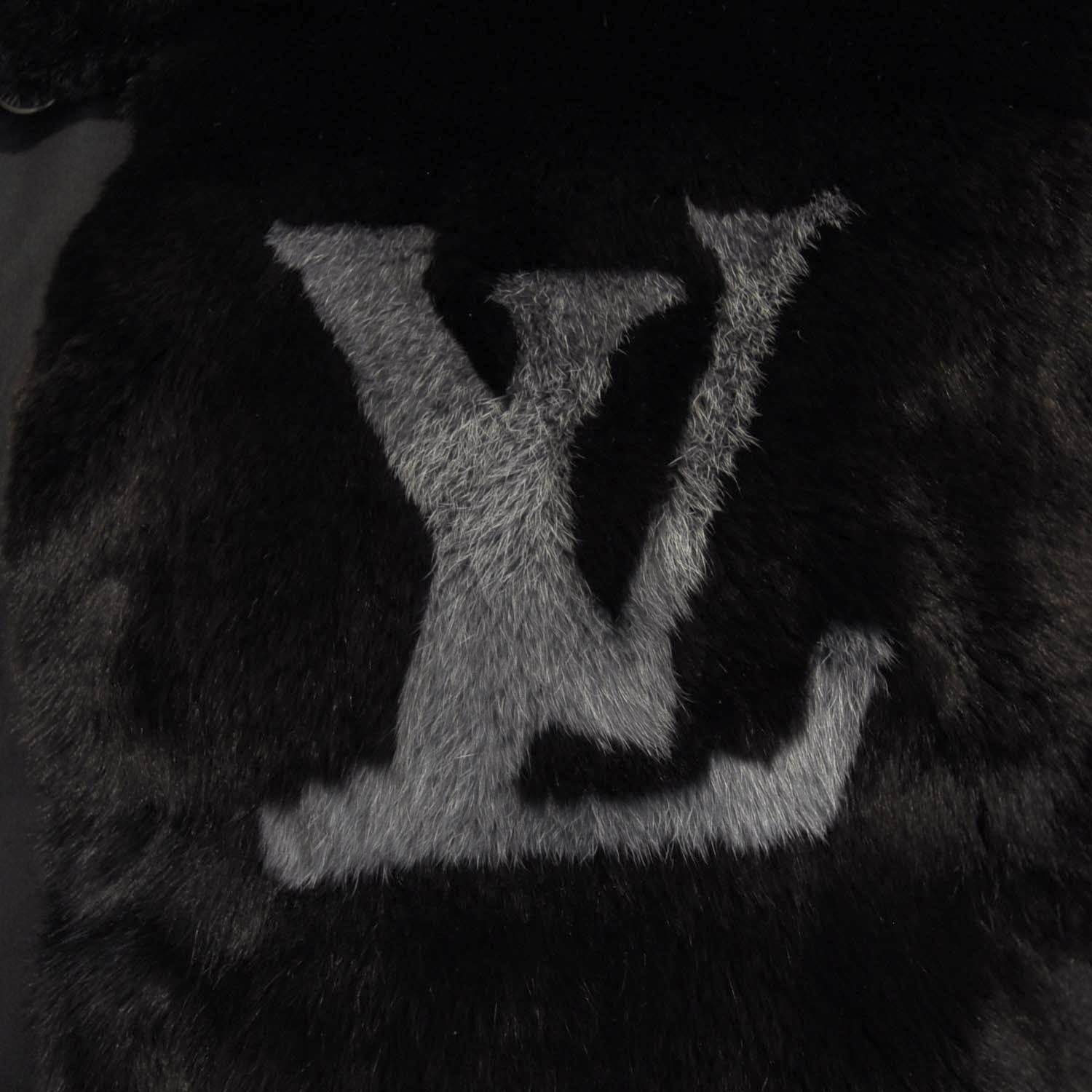 Louis Vuitton Rabbit Fur Reversible Vest 54 Black 3 of 5