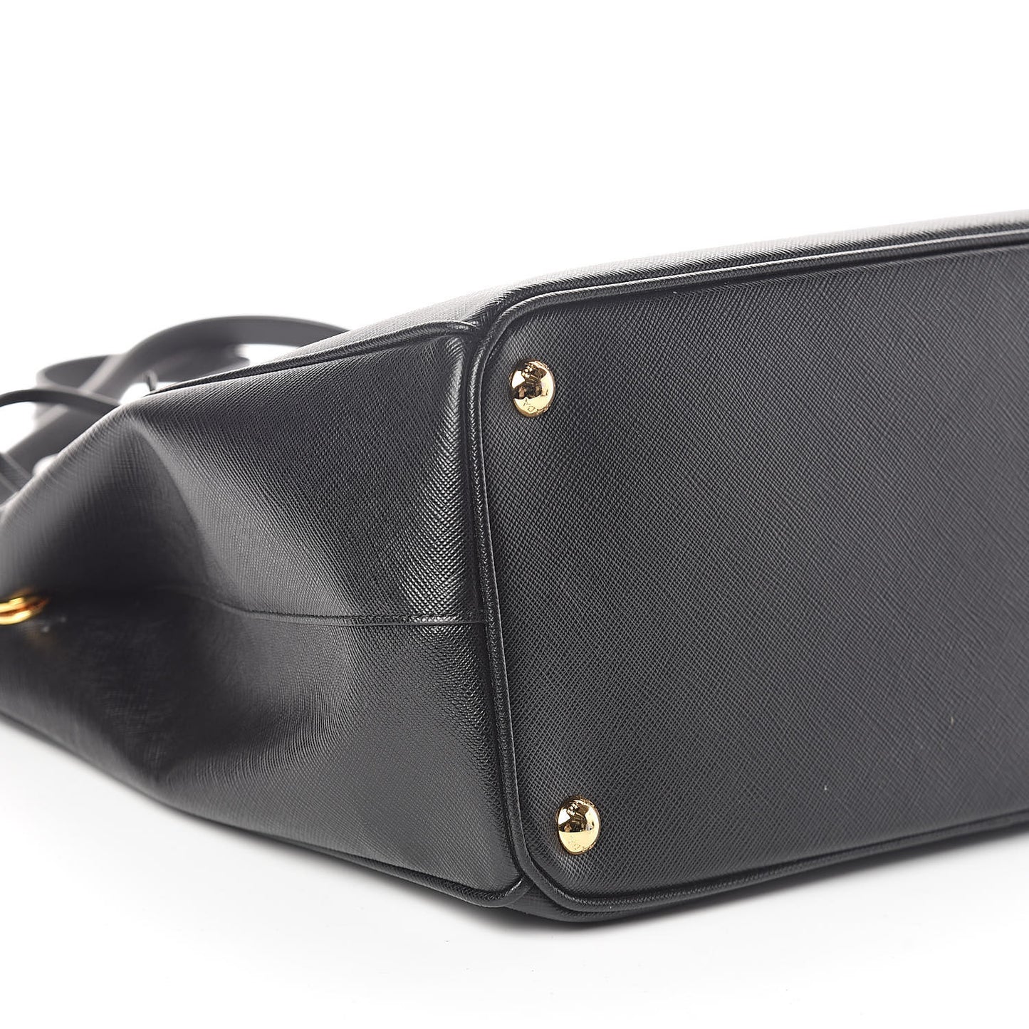Saffiano Medium Galleria Double Zip Tote Black