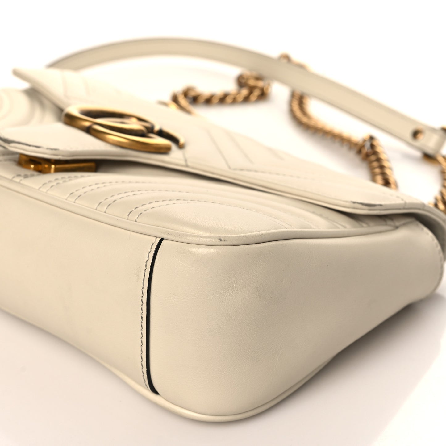 Calfskin Matelasse Small GG Marmont Shoulder Bag White