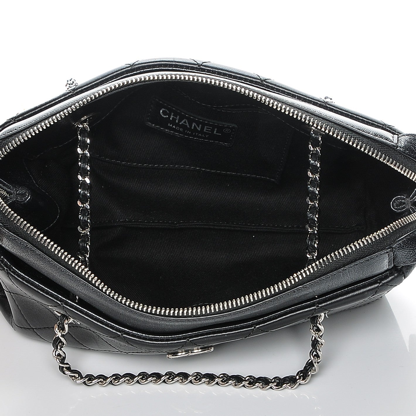 Caviar Calfskin Quilted Magnetic Shoulder Bag Black
