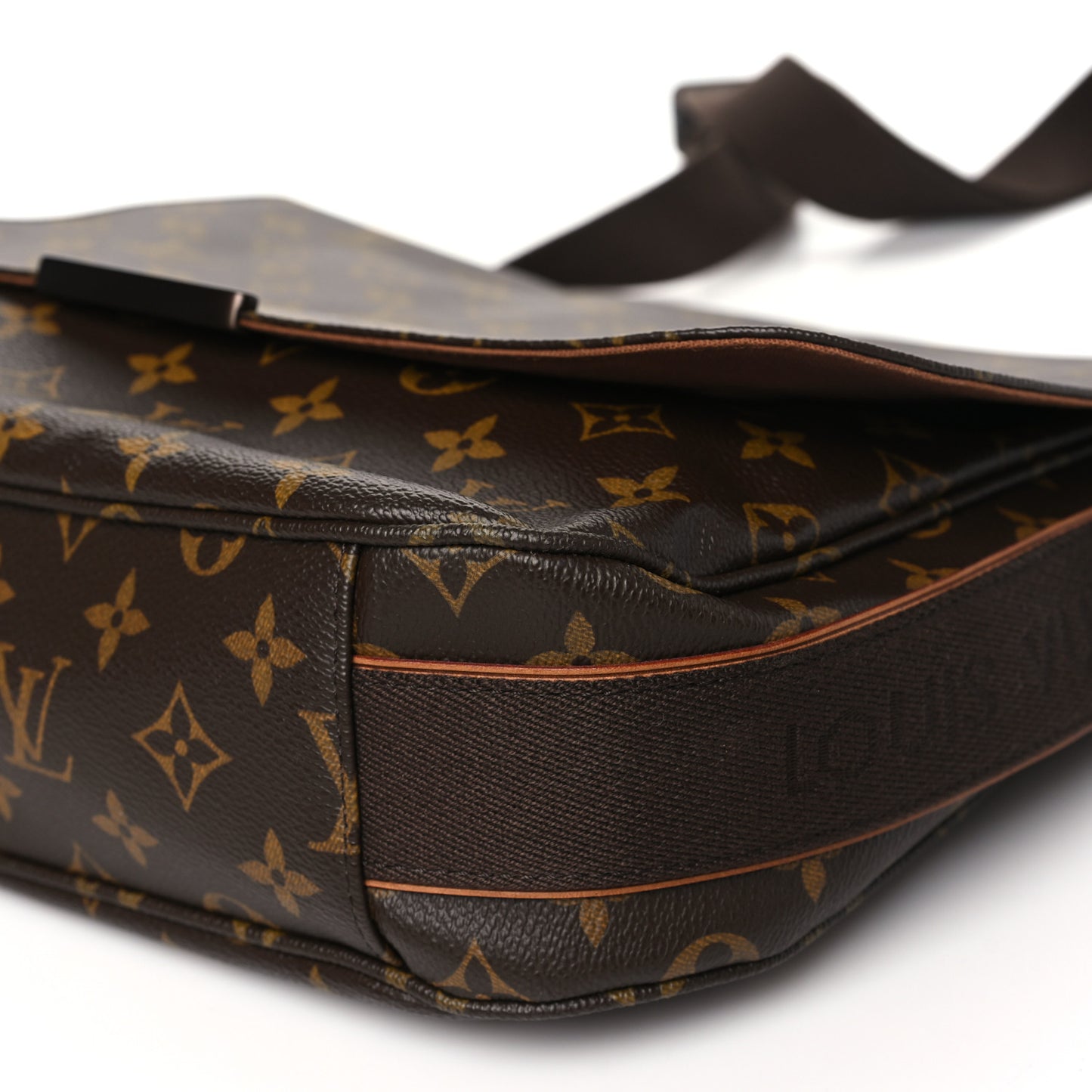 Monogram Beaubourg MM Messenger Bag