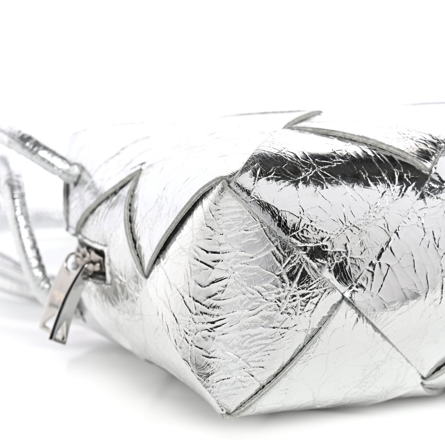 Metallic Crinkled Lambskin Maxi Intrecciato Small Cassette Camera Bag Silver
