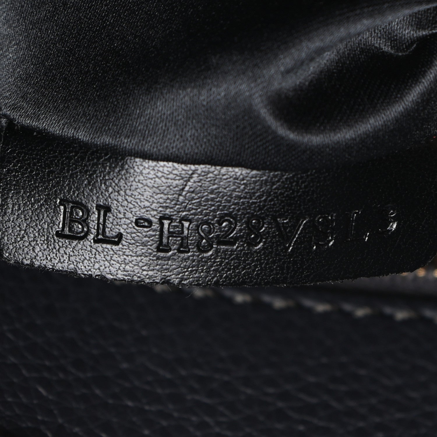 Valentino Garavani Grained Calfskin To Be Cool Tote Black 7 of 9